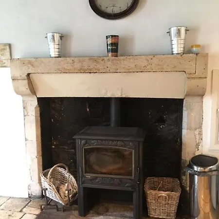 Le Logis De Σπίτι διακοπών Limalonges